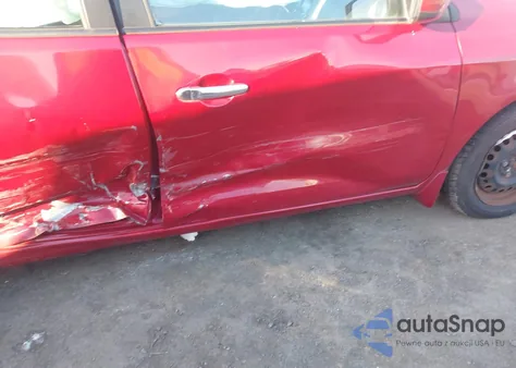 2015 Nissan Versa 1.6 Sv z USA, uszkodzony, nr VIN 3N1CN7AP0FL959271